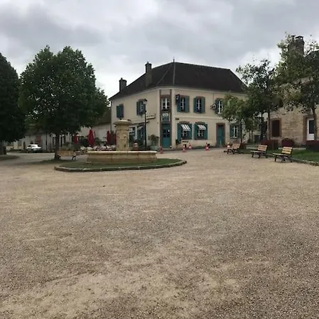 Baia, Charmante Maison Avec Jardin Holiday home Flagy (Seine-et-Marne)